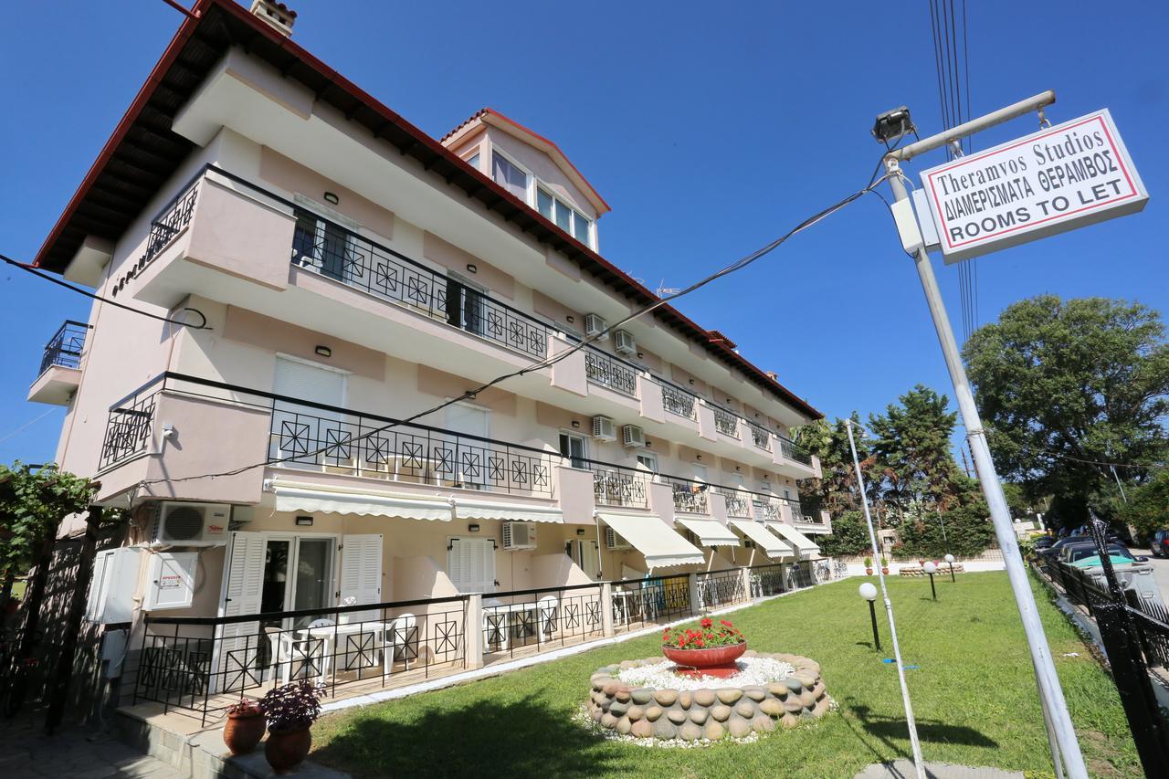 Theramvos Superior Apartments Hanioti Exterior photo